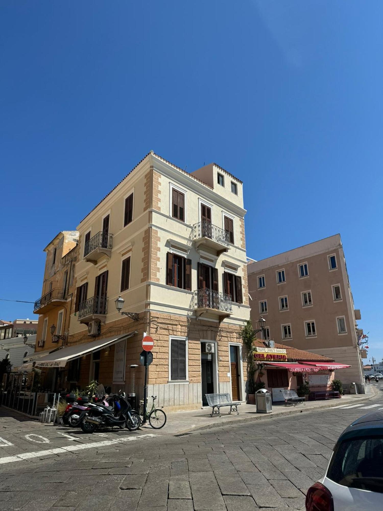 Il Caracolo Rooms 马达莱纳 外观 照片