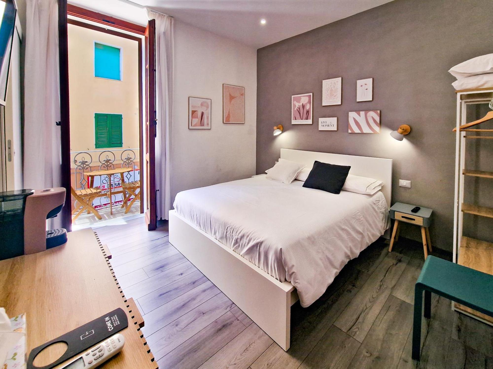 Il Caracolo Rooms 马达莱纳 外观 照片