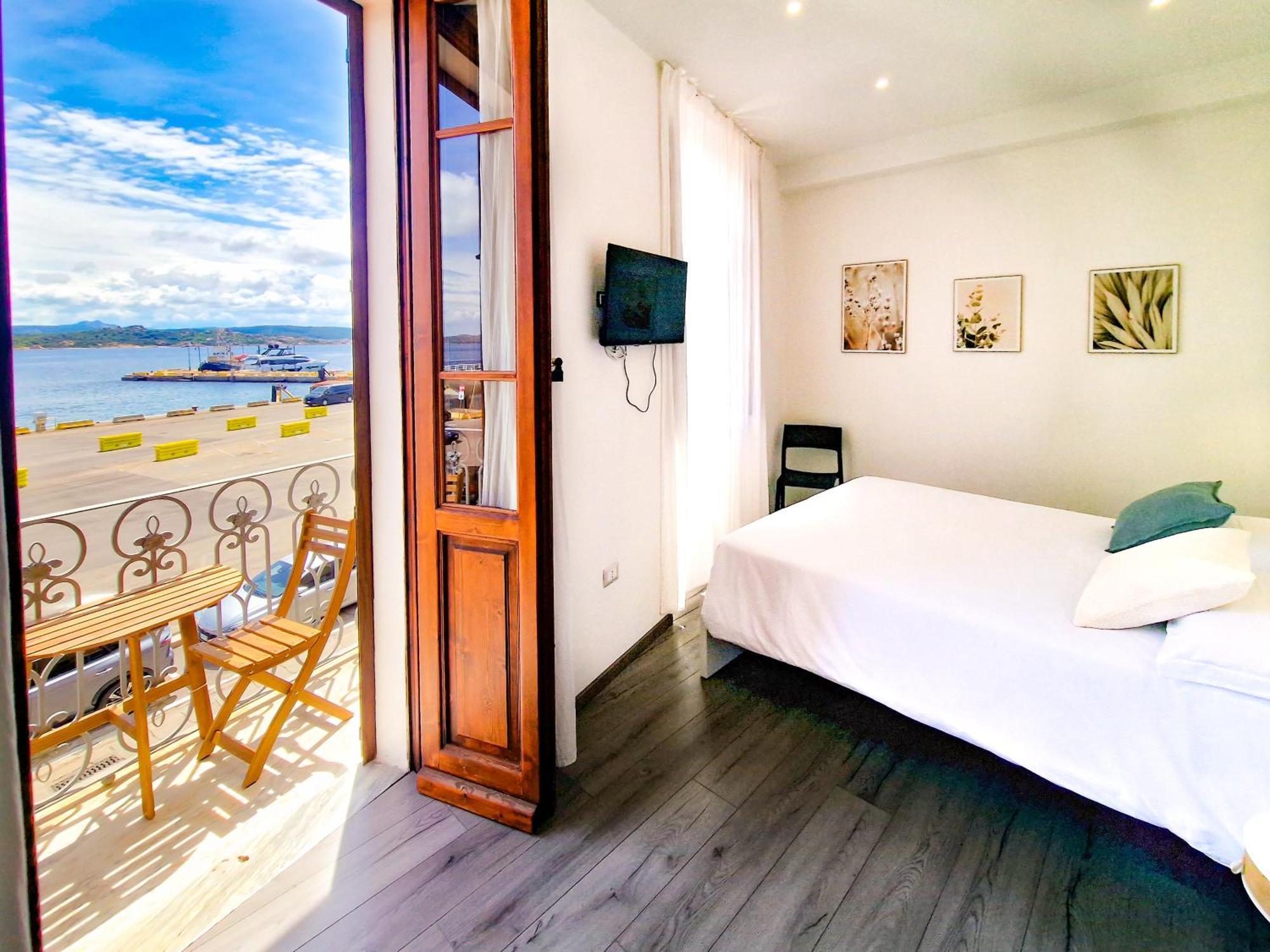 Il Caracolo Rooms 马达莱纳 外观 照片